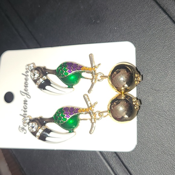 Green Birds Summer Earrings - Picture 4 of 5